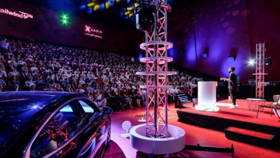 Interviu cu un robot autonom, la iCEE.fest (VIDEO)