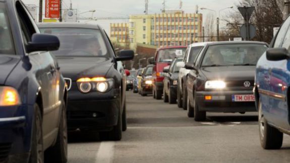 Ieftin, bun și pe patru roți. TOP-15 candidați în circumscripțiile uninominale cu mașini de 10.000 de lei și mai puțin