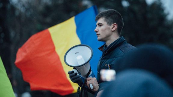 Vlad Bilețchi, despre decizia de a deveni consilier local la Aluatu: „În Chișinău e uns cu miere. Candidații unioniști trebuie să meargă la firul ierbii”