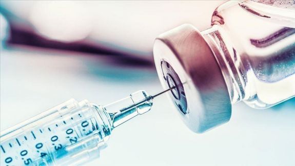 Agenţia Europeană a Medicamentului: Printre reacții extrem de rare la vaccinul Pfizer şi Moderna ar putea fi inflamațiile cardiace