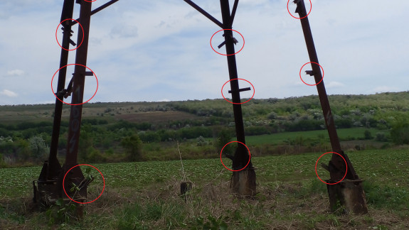 Au fost furate componente metalice de pe pilonii unor linii electrice aeriene. Valoarea prejudiciului este de circa 33 mii de lei