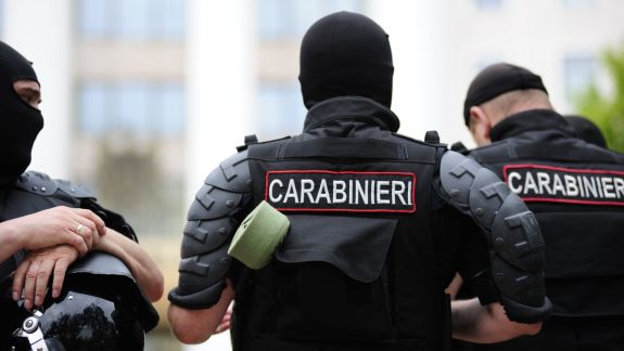 Carabinierii ar urma să preia atribuțiile polițiștilor de asigurare a ordinii publice la manifestații și proteste