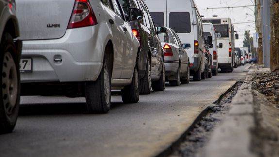 Ce aer respirăm în R. Moldova: Concentrațiile de dioxid de azot, relativ scăzute. Valorile dioxidului de sulf, crescute în jurul capitalei (STUDIU)