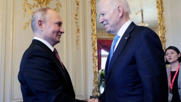 Ce cadouri i-a oferit Joe Biden lui Vladimir Putin