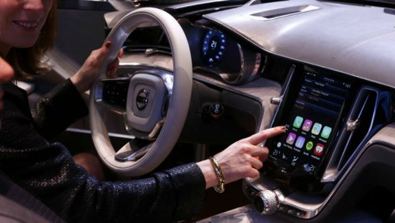 Compania Apple își propune să producă un vehicul de pasageri, autonom începând cu anul 2024