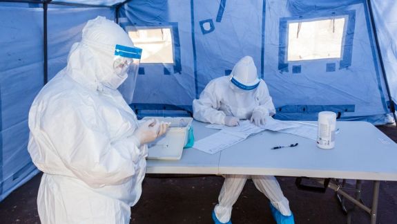 Corturile temporare instalate în 15 localități din R. Moldova vor efectua teste rapide pentru depistarea COVID-19