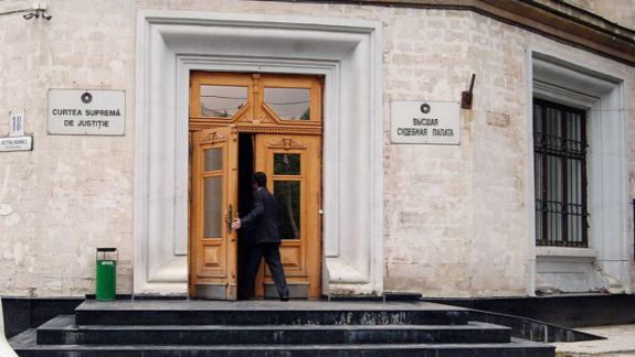 CSJ obligă statul să-i achite unui bărbat 38.000 lei sub formă de prejudiciu moral și material. Ar fi fost ținut ilegal timp de 17 zile în penitenciar