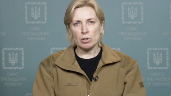 Viceprim-ministra Ucrainei spune că Rusia folosește civilii drept „scut viu”