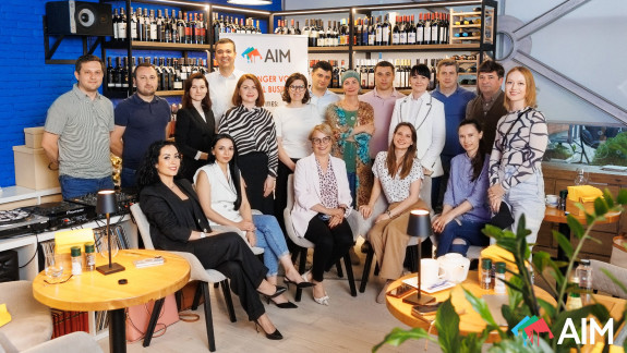 Eveniment AIM „Ask me anything”, ediția 2: Despre crowdfunding, moda la produse locale și aplicație în ajutorul antreprenori locali