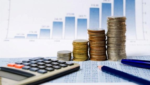 Experți britanici: În următorii 15 ani, economia R. Moldova va crește cu 5% anual. Țara va urca 23 de poziții în topul mondial