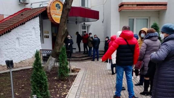 Și la Moscova sunt cozi la secțiile de vot