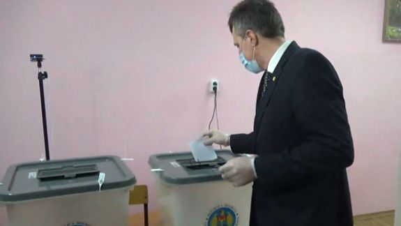 Candidatul Blocului UNIREA, Dorin Chirtoacă, a votat pentru unirea R. Moldova cu România