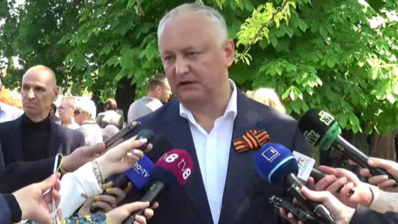 Igor Dodon, amendat cu 9.000 de lei pentru că a purtat panglica „Sf. Gheorghe”. Reacția fostului președinte (DOC)