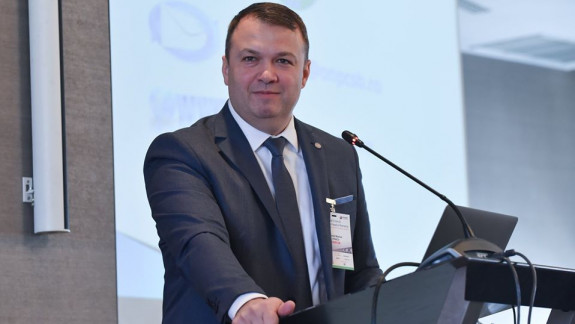 Un funcționar implicat într-o dispută în România, în 2018, acum conduce o direcție a uneia dintre cele mai mari bănci din R. Moldova. Reacția BNM (DOC)