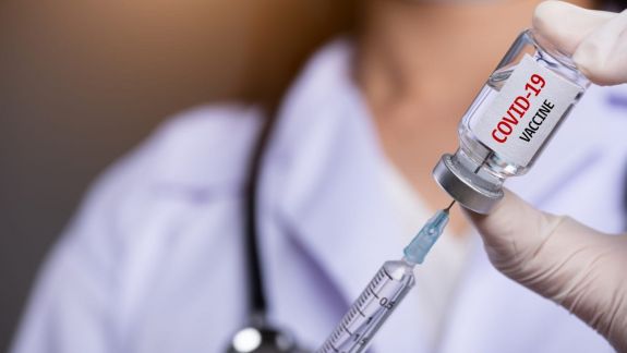 Imunizarea anti-COVID-19 în R. Moldova: Peste 888 mii de persoane, vaccinate cu schema completă