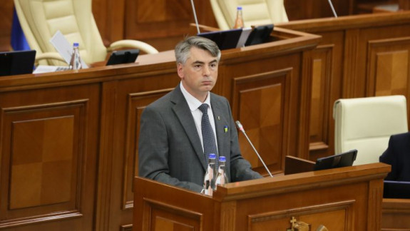 Legislativul a examinat Raportul privind executarea fondurilor asigurării obligatorii de asistență medicală în 2021