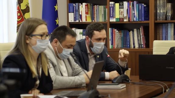 Mai multe ONG-uri îl acuză pe deputatul Trubca de intimidarea Avocatei Poporului și presei de mediu. Reacția parlamentarului (VIDEO, DOC)