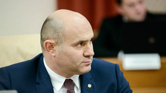 Moțiunea simplă împotriva activității lui Voicu a trecut de comisia parlamentară și va fi dezbătută în plen