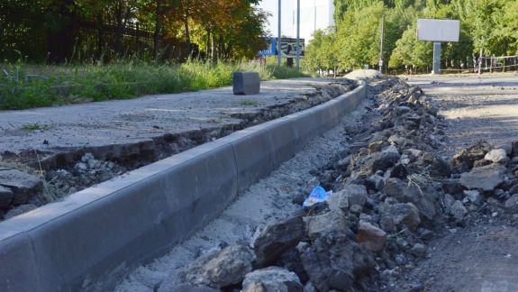 Odată cu reparația străzii Albișoara, vor fi înlocuite mai multe conducte termice