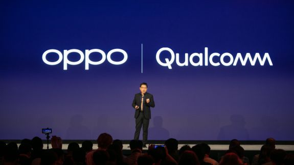 OPPO va lansa primul Flagship încorporat 5G Qualcomm Snapdragon 888