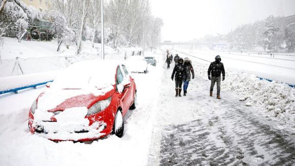 Orașul Madrid a rămas blocat fără curent, apă și căldură. Furtuna Filomena face ravagii în mai multe provincii