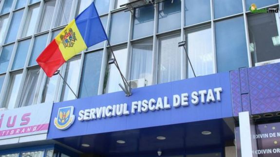 Părinții adjunctului procurorului general suspendat Ruslan Popov ar putea fi controlați de FISC, în urma unui denunț al ANI