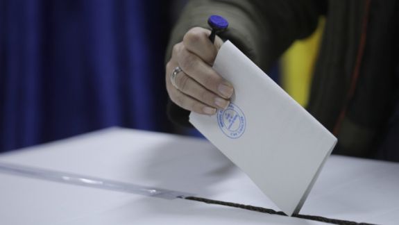 Peste 130 de mii de alegători sunt așteptați la urne pe 21 noiembrie