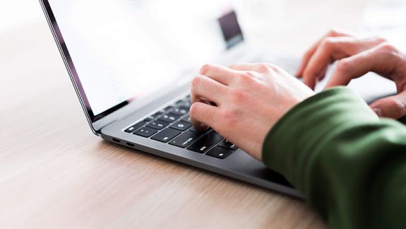 Plătitorii de taxe și impozite pot gestiona online accesul la serviciile fiscale electronice (VIDEO)