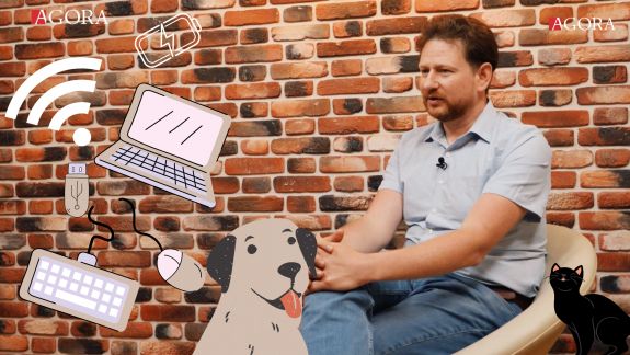 #prieteniiAGORA | Valeriu Ghelbur: Curiozitatea m-a adus în domeniul IT. În copilărie, la calculator, puteam să joc cu un punctuleț zile întregi (VIDEO)