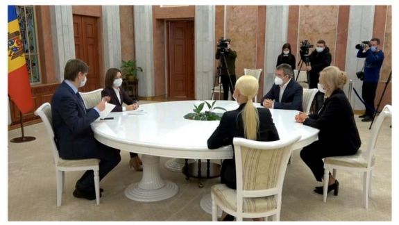 „Sunt dezgustat”, „surpriză plăcută” sau „decizie total nereușită”. Primele reacții de după desemnarea lui Grosu la șefia Guvernului
