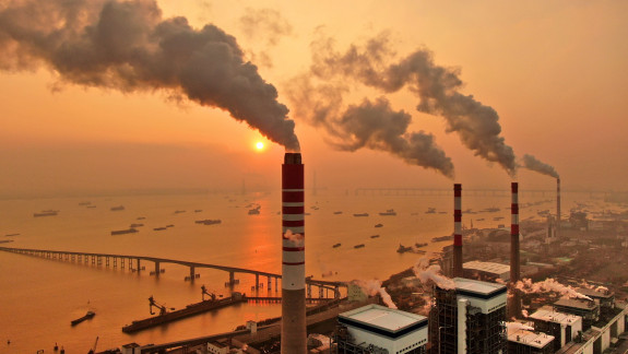Relansarea economiei după pandemie duce la creșterea emisiilor de carbon în statele UE: Indicele în creștere cu 5% față de 2020
