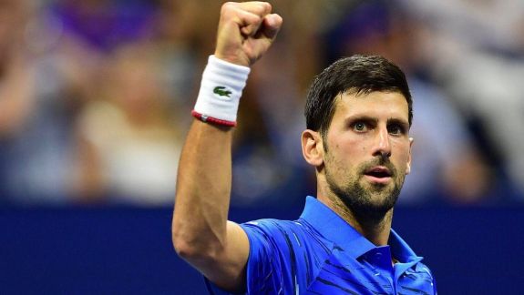Sârbii au ieșit în stradă pentru a-l sprijini pe Novak Djokovic