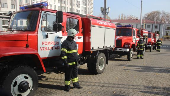 Stațiile de pompieri din Baimaclia, Pîrlița și Sărăteni, dotate cu autospeciale și echipamente în sumă de 225.000 de euro
