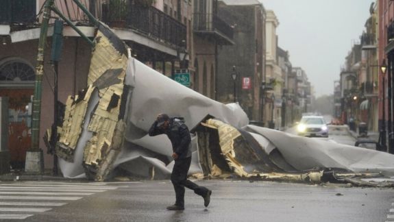 SUA: Uraganul „Ida” lovește New Orleans și lasă peste 400.000 de locuitori fără electricitate. Președintele Joe Biden a declarat stare de urgență
