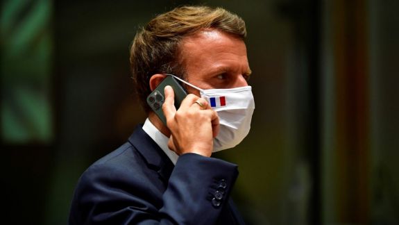 Telefonul mobil al președintelui francez ar fi fost interceptat prin intermediul programului Pegasus
