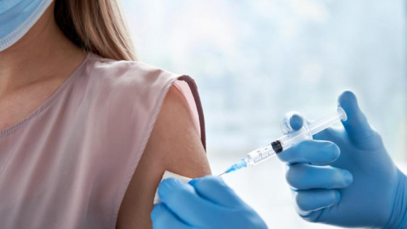 UE a semnat un acord pentru achiziționarea a peste 100 de mii de doze de vaccin împotriva variolei maimuţei