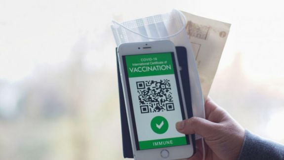 UE: Călătoriile s-ar putea relua în această vară în baza unui „certificat verde”. Ce presupune acesta
