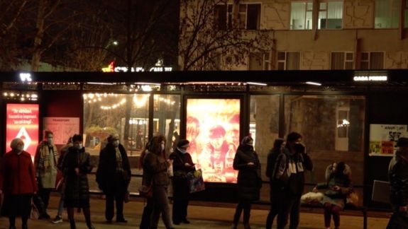 Noi stații de așteptare în Chișinău. Compania EPAMEDIA transformă capitala în una „europeană” (VIDEO)