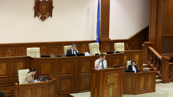 Votat în Parlament: Au fost operate modificări la două legi care vizează programul cu FMI