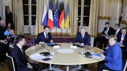 Putin, la aceeași masă cu Zelenski, Macron și Merkel: Au decis implementarea unui armistițiu total în estul Ucrainei