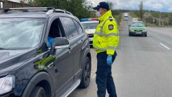 Șoferi în stare avansată de ebrietate, vitezomani și fără centura cuplată. În ultimele cinci zile, oamenii legii au împărțit sancțiuni în stânga și în dreapta
