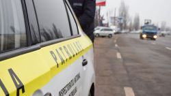 Nici pandemia nu-i oprește să urce băuți la volan. Isprava unui șofer din capitală (VIDEO)
