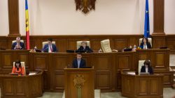 Parlamentul se întrunește în ședință. Subiectul declarării stării de urgență - ultimul pe ordinea de zi (LIVE)