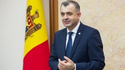Premierul, de Ziua Drapelului: „Să depășim disensiunile neimportante și să ne unim în jurul tricolorului”