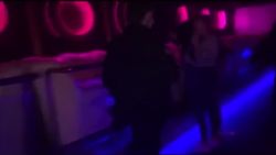 Veselie pe timp de pandemie într-un local din Chișinău: Mai mulți tineri au sărbătorit o zi de naștere (VIDEO)